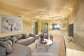 Building Photo - 2121 Collier Ave