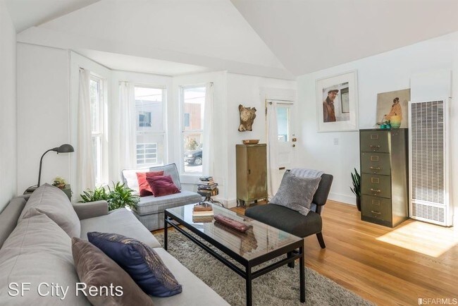 Building Photo - 2 br, 2 bath House - 4021 Folsom St.