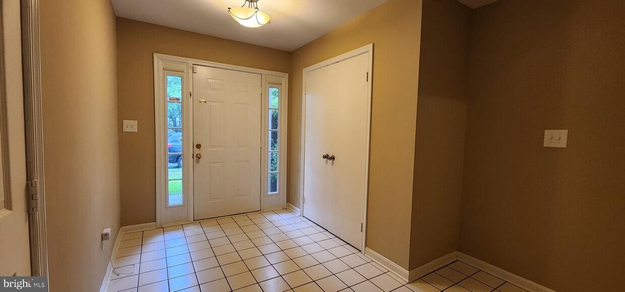 17239 Nugent Ln, Dumfries, VA 22026 Townhome Rentals in Dumfries VA