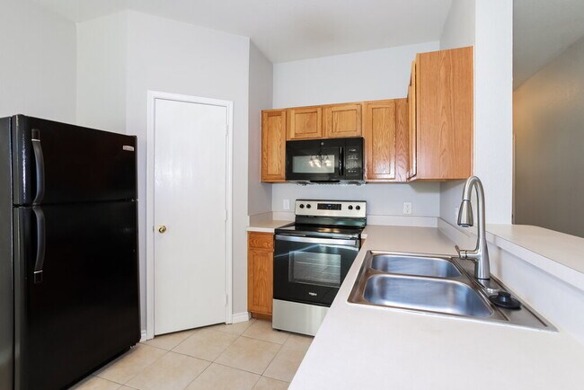 Foto del edificio - 2804 Hilcroft Ave