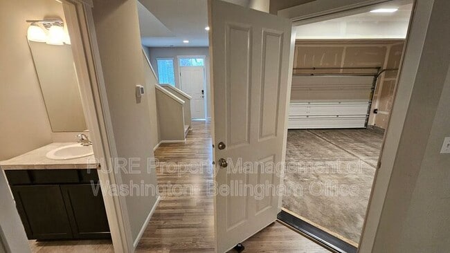 Building Photo - 12714 36th Place NE