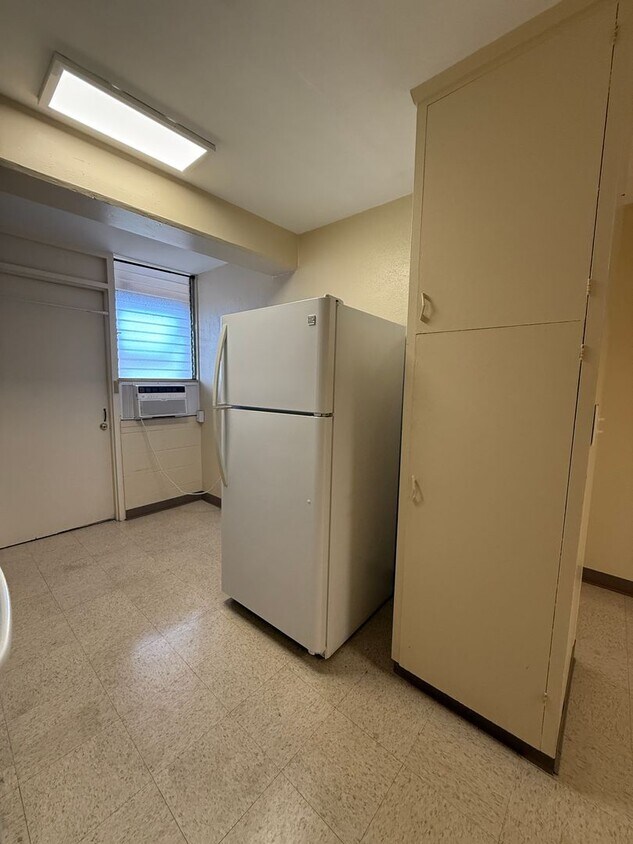 Foto principal - 3408 Waialae Ave