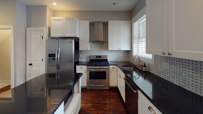 Foto del edificio - 509 S Kenwood Ave