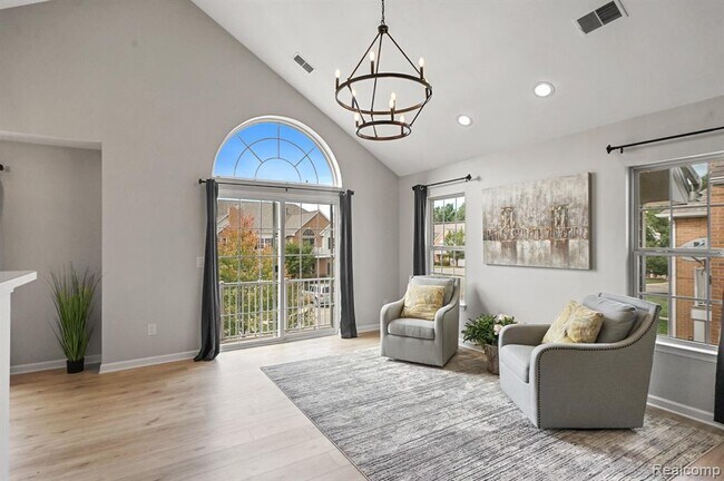 Foto del edificio - 606 Olde English Cir