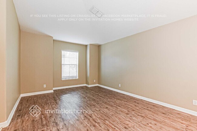 Foto del edificio - 3619 Briar Run Dr