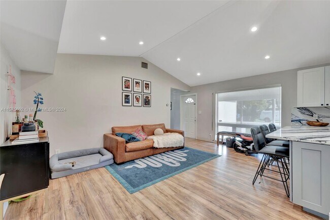 Foto del edificio - 3043 Hayes St