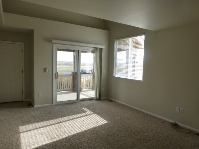 Building Photo - 135 Carina Cir