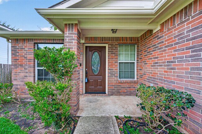 Foto del edificio - 18499 Sunrise Pines Dr