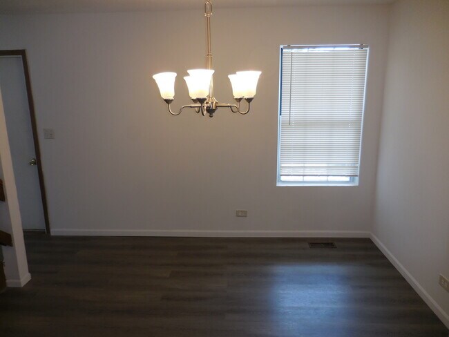 Foto del edificio - 1829 Schmale Ct