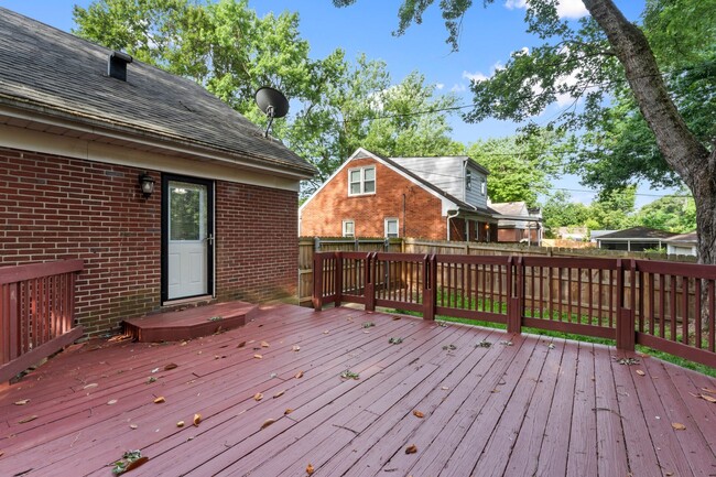 Building Photo - 4227 Hillbrook Dr