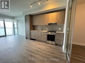 Building Photo - 430 Square One Dr