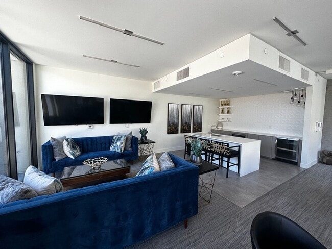 Photo - Contour on Campbell 1 bed 1.5 bath condo