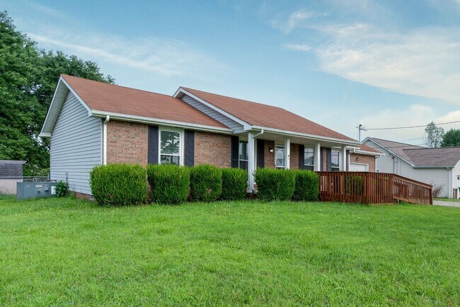 Building Photo - Wheelchair Accessible and No Breed Restrictions!!