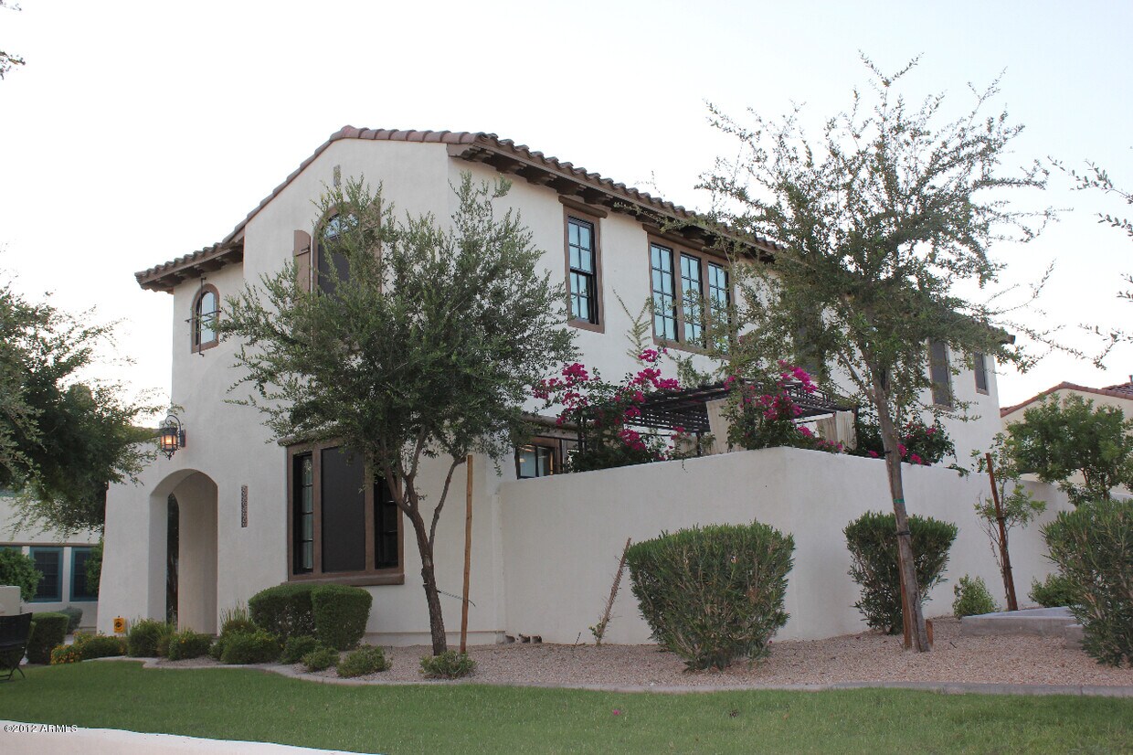 Foto principal - 3510 S Lakewood Pkwy E
