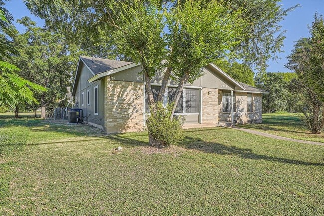 Building Photo - 7214 Salt Springs Dr