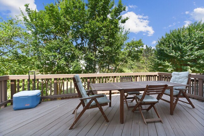 Photo - 7035 Fieldhurst Ct (Alexandria, VA) Townhome