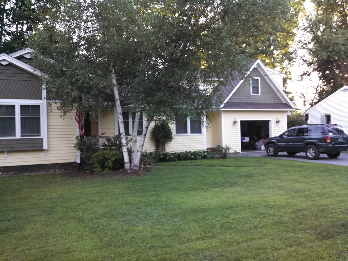 home exterior - 4 Seneca Ave