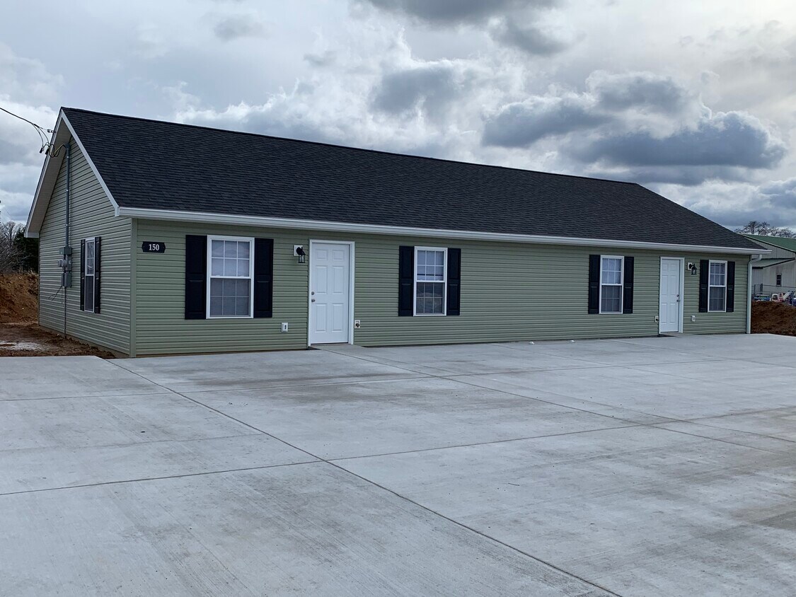 150 School Side Dr Unit 150A Schoolside Drive, Brandenburg, KY 40108 Apartments in Brandenburg