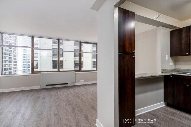 Foto del edificio - 401 E Ontario St