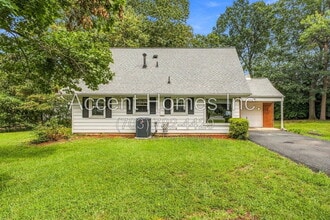 Building Photo - 5510 Trin St