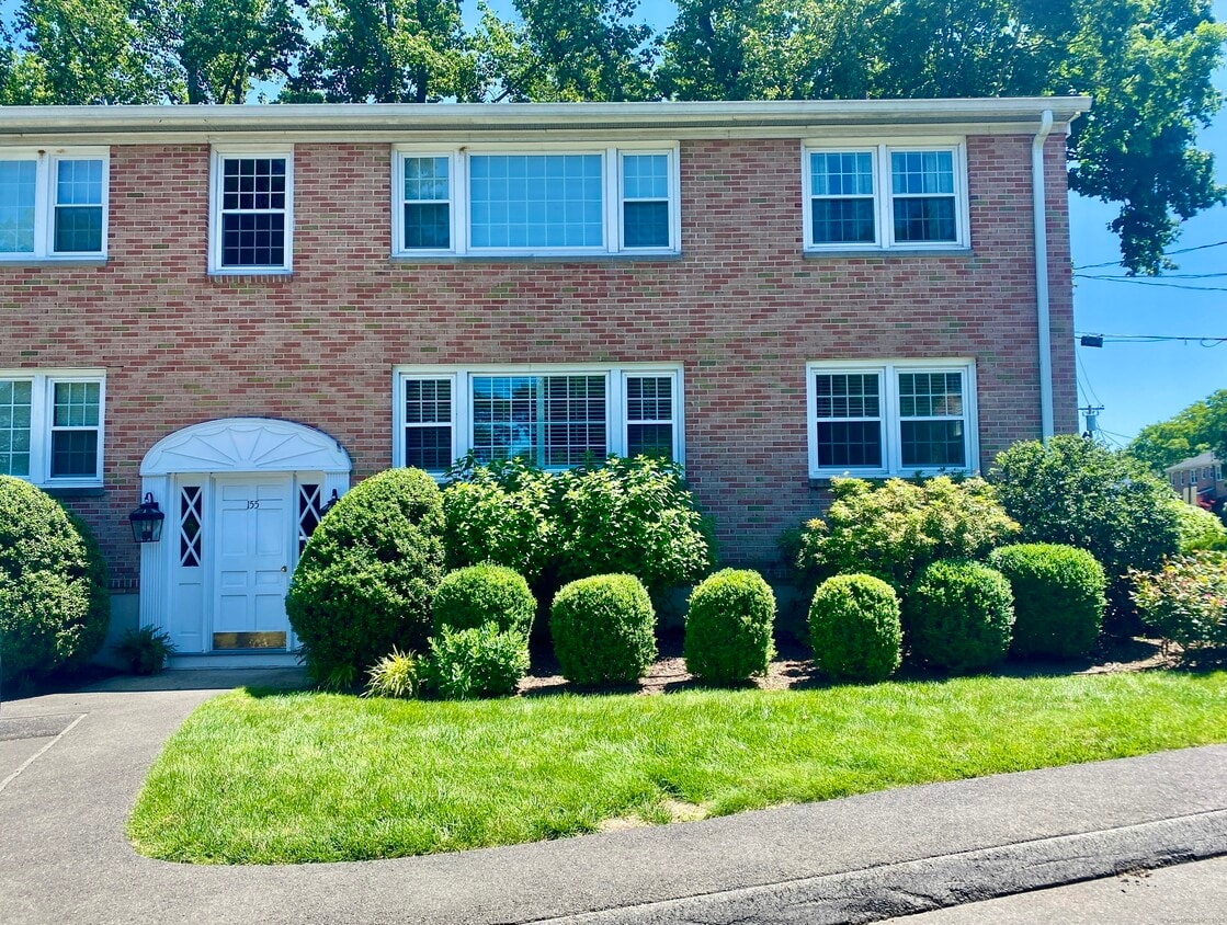 Foto principal - 155 Heritage Hill Rd