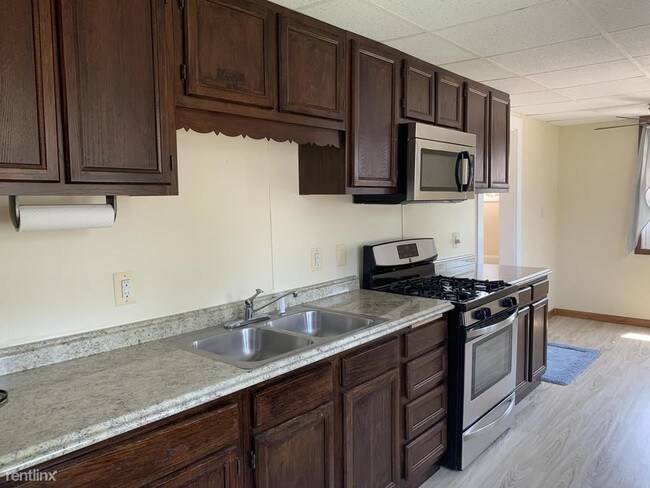 Building Photo - 1 br, 1 bath Apartment - 3223 Willoughby Rd
