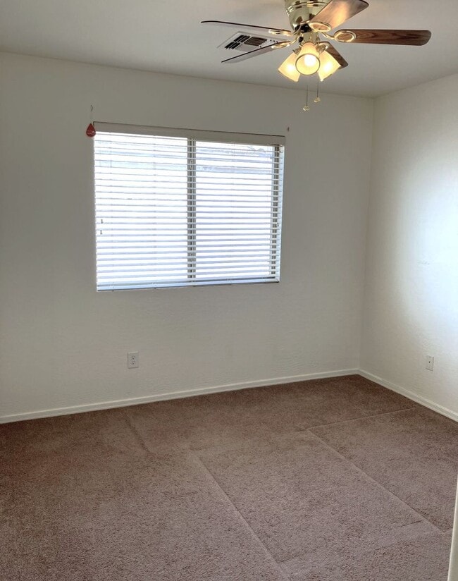 Building Photo - Oasis at Magic Ranch Spacious 2200 Sq Ft Home