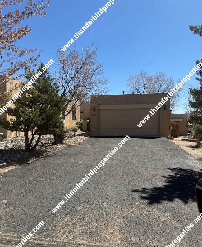 Building Photo - 2406 Tramway Terrace Ct NE