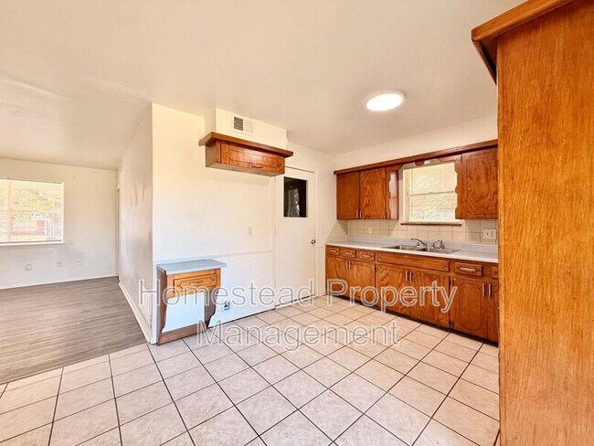 Foto del edificio - 433 NW 84th St