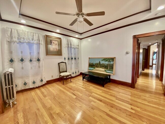 Foto del edificio - 452 Meridian St