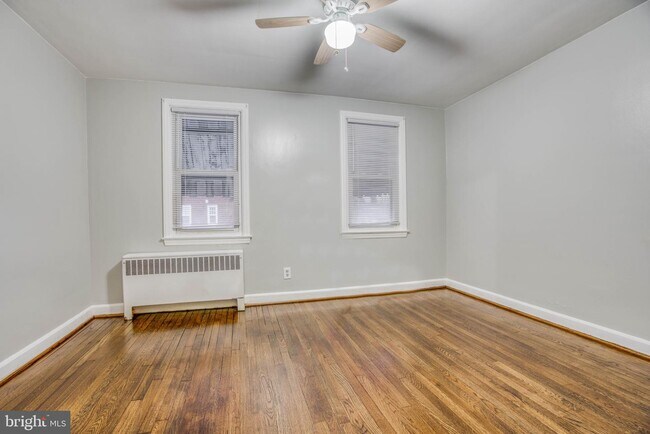 Building Photo - 3505 Wilkens Ave