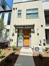 Building Photo - 964 N Divino Privado
