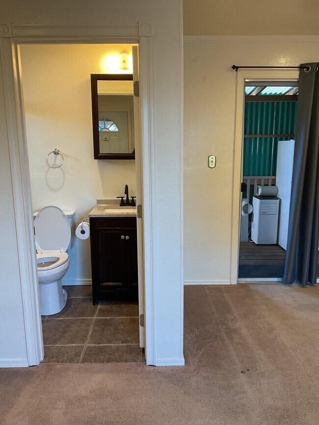 Foto del edificio - 2633 Bal Harbor Ln