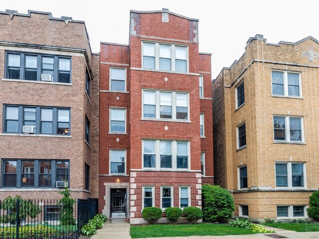Building Photo - 4845 N Washtenaw Ave
