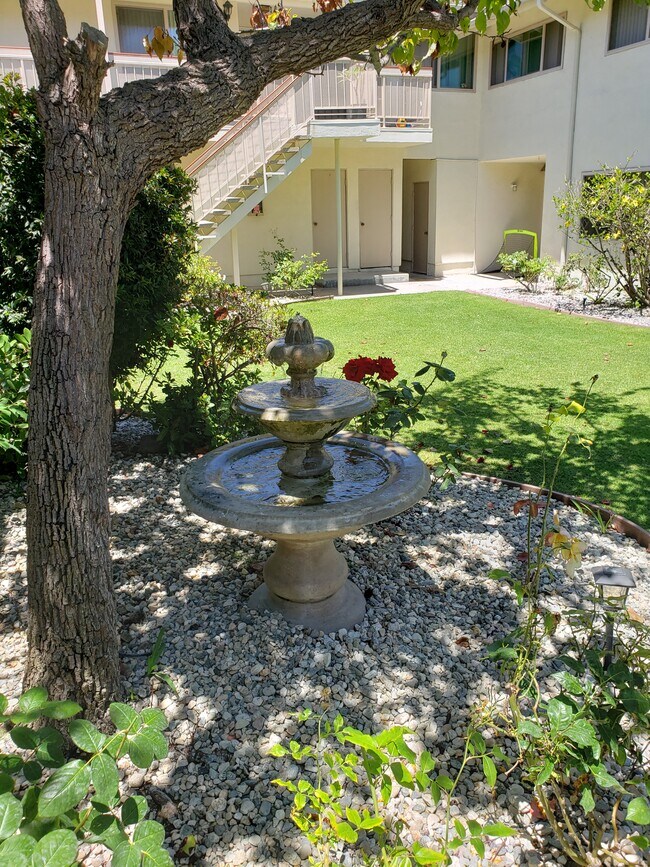 Foto del edificio - 2930 W 235th St