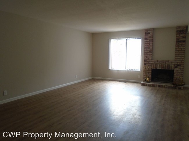 Building Photo - 3 br, 2.5 bath House - 2981 Wisteria Lane