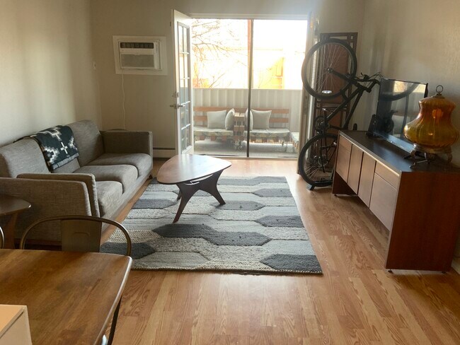 Building Photo - 3047 W 47th Ave