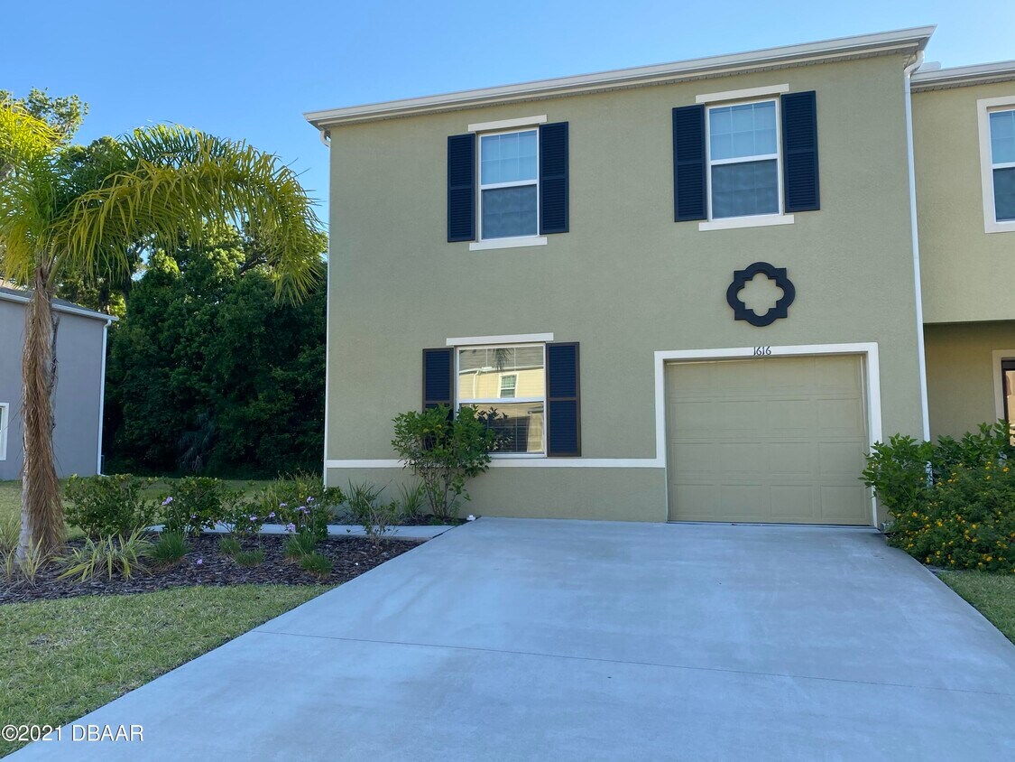 1616 Primo Ct, Holly Hill, FL 32117 House for Rent in Holly Hill, FL
