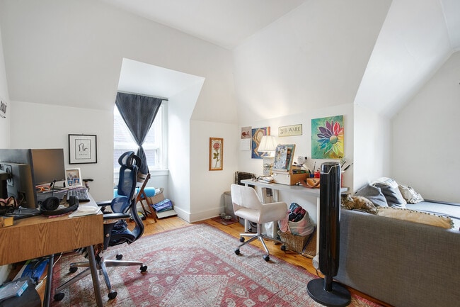 Photo du bâtiment - 374 Lewis St