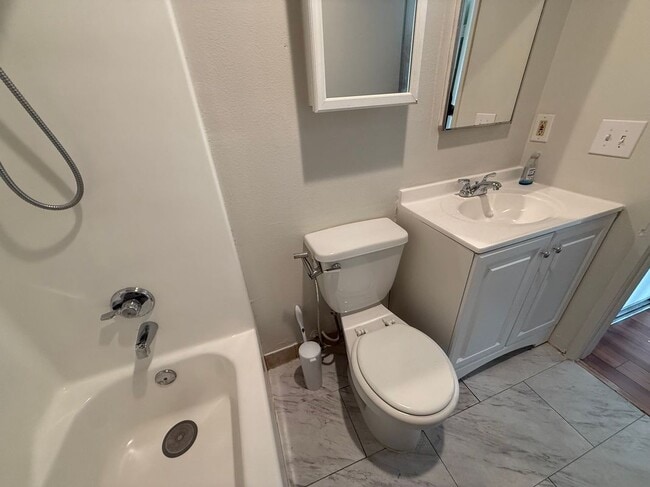 Building Photo - 400 N Hobart Blvd