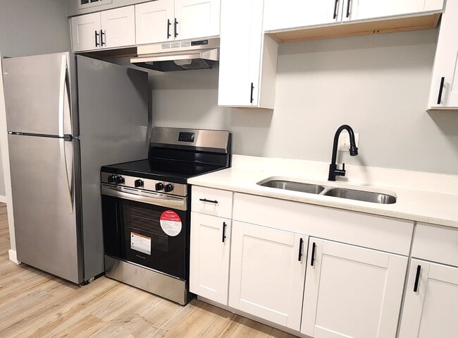 Building Photo - Updated 1BR in North Phoenix – New Kitchen...