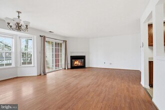 Building Photo - 119 Acadia Ct