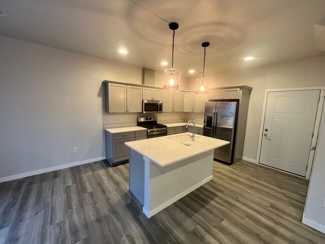 Photo - 2223 Eversull Ln Townhome