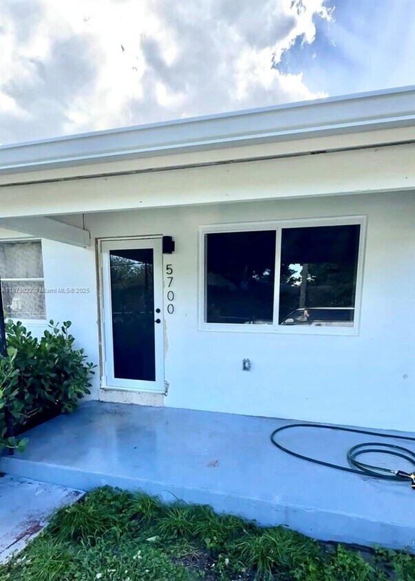 Primary Photo - 801 NW 57th St