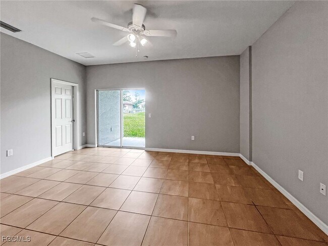 Foto del edificio - 1320 Trafalgar Pkwy