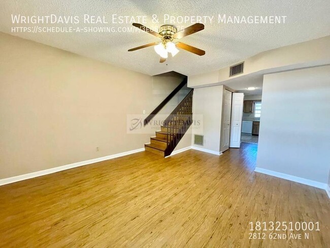 Foto del edificio - St Pete 2/2.5 Townhome!