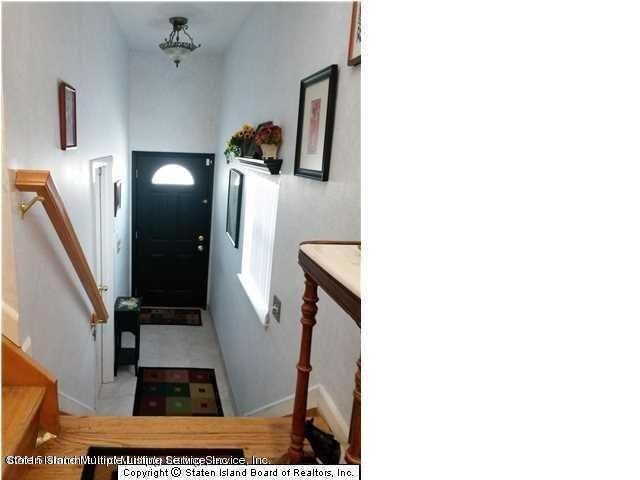 Foto del edificio - 307 Sharrott Ave