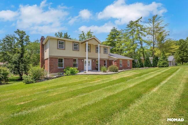 Building Photo - Spacious 4BR House in Town & Country, Ches...