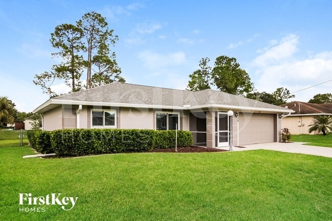 Foto del edificio - 1408 Flora Ave N