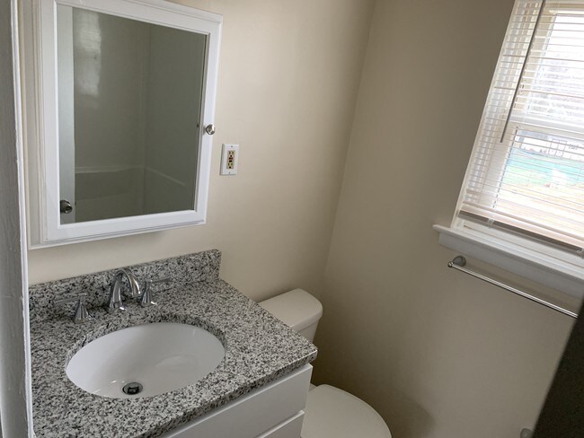 Building Photo - 3312 Glenbrook Pl